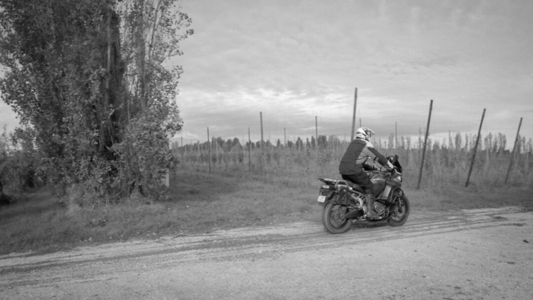 techniques de freinage d'urgence à moto